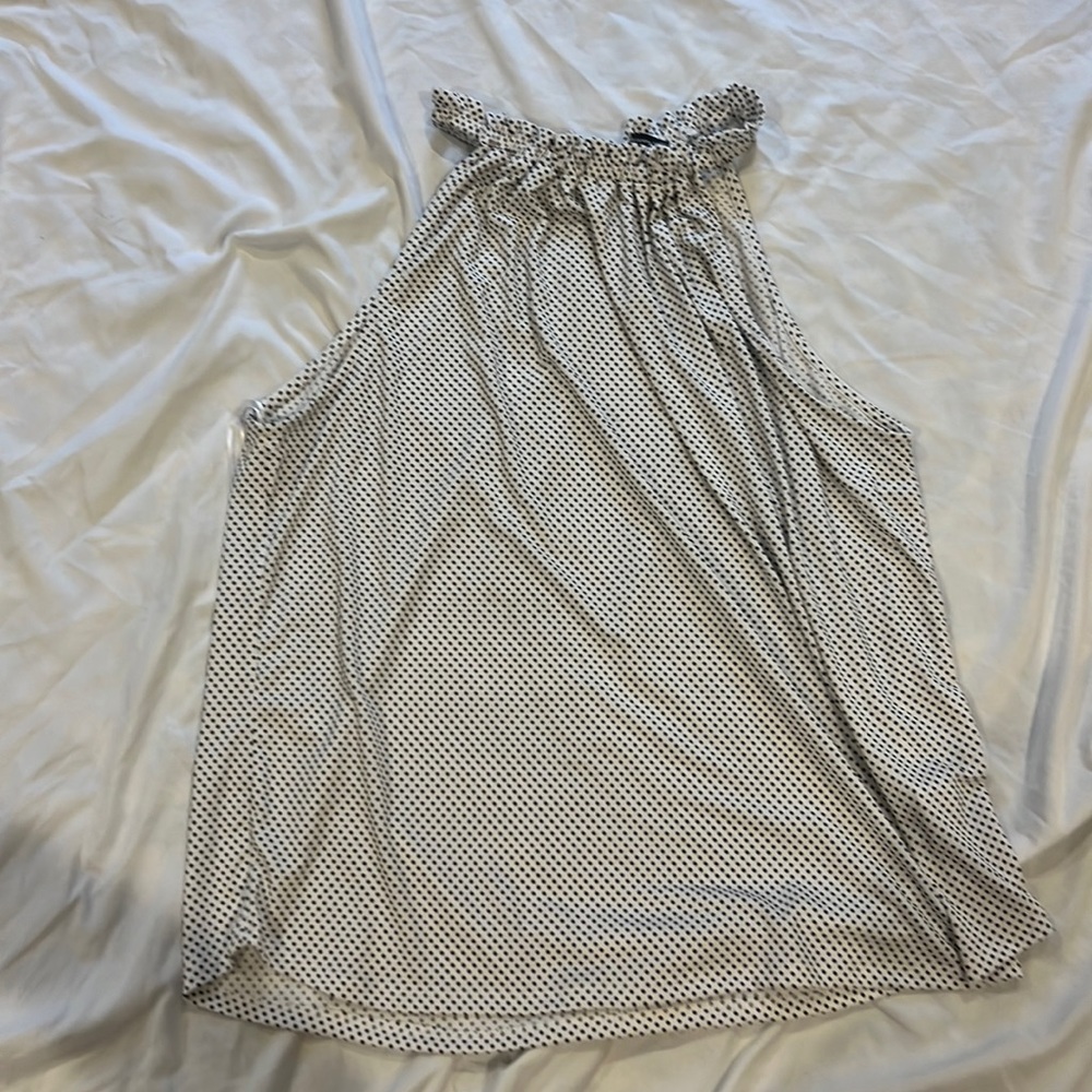 White and black polkadot top size M